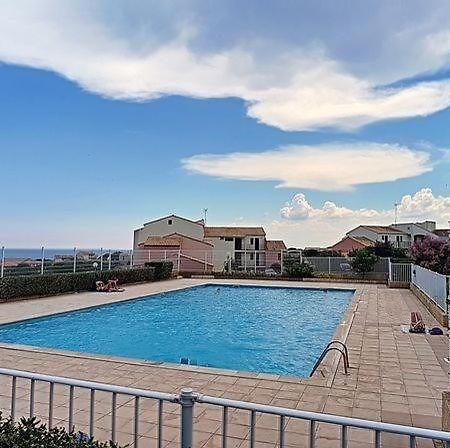 Appartement T3 Avec Terrasse Donnant Sur La Mer Sur Saint Pierre La Mer Exterior foto
